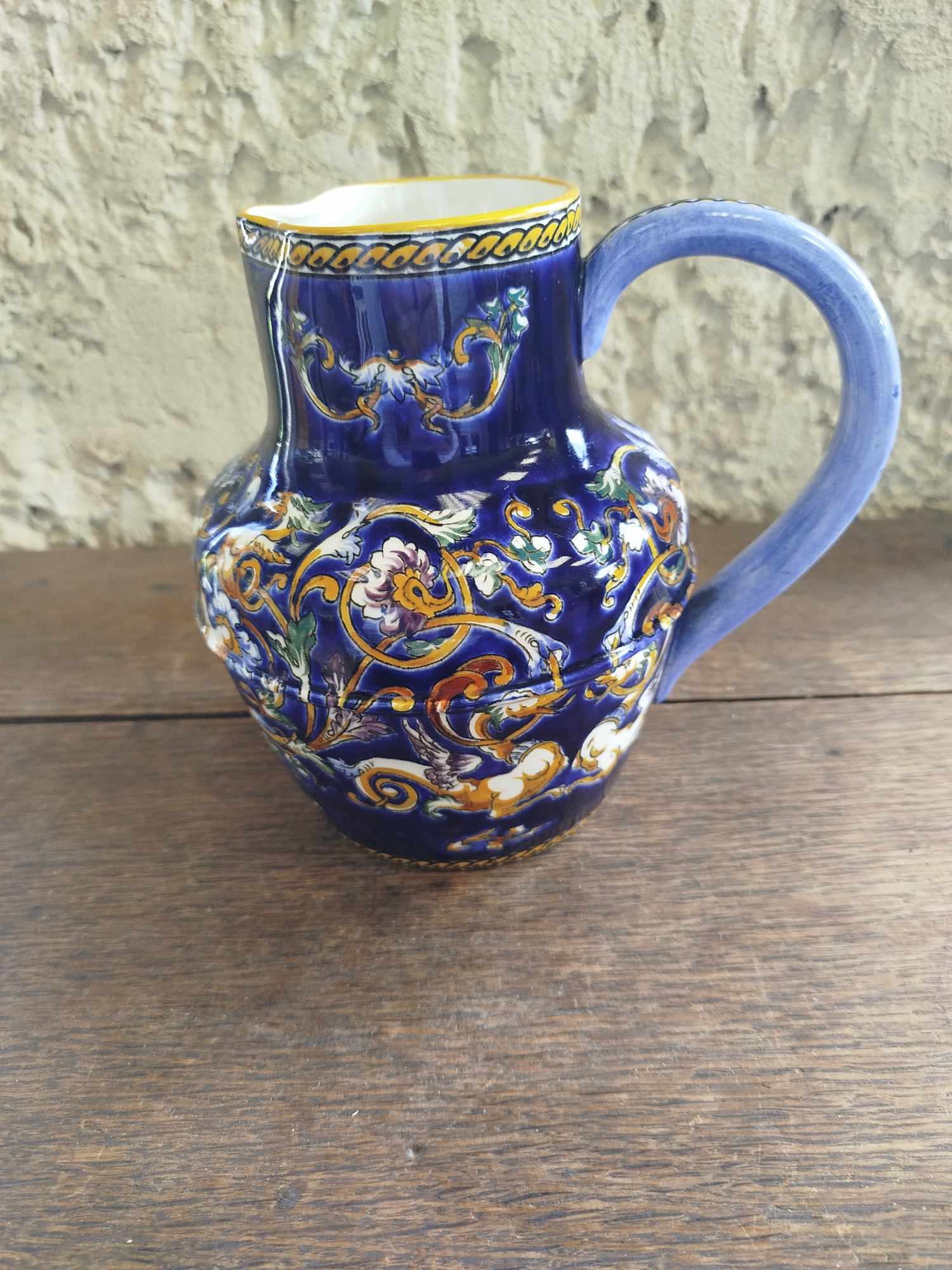 Pichet en faïence de Gien – Image 2